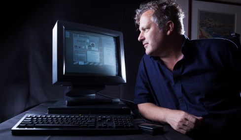 Jesse Tayler, AppStore inventor, demonstrates the Electronic AppWrapper on his NeXT Computer.